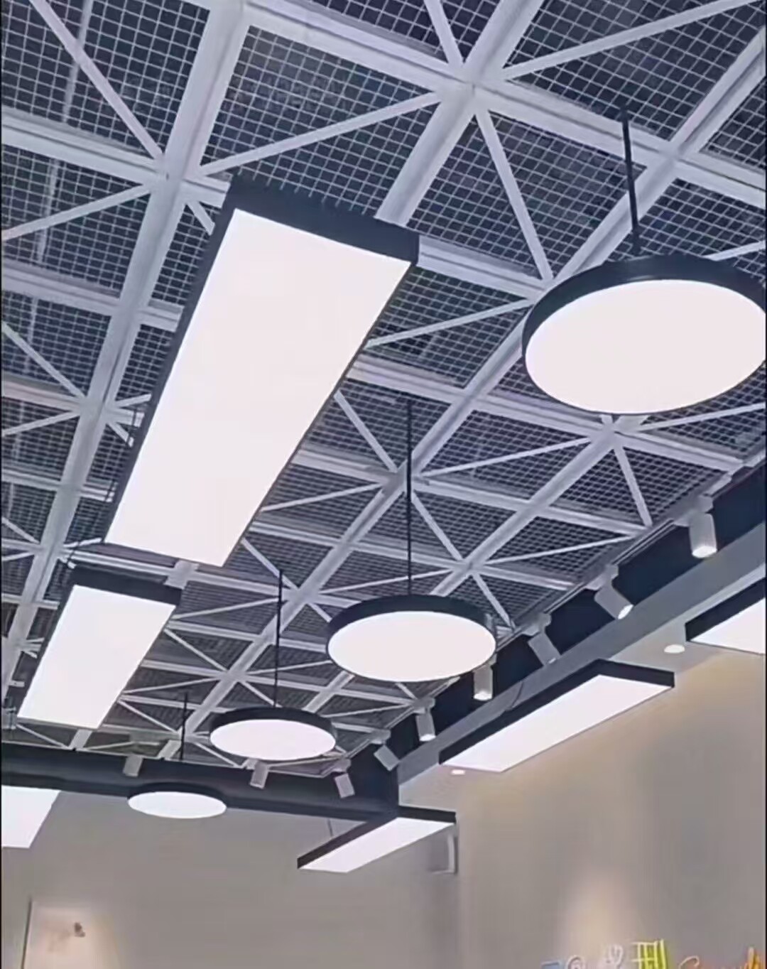 PDK广州三雄照明品牌批发店