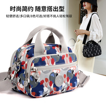 Nylon Cloth Single Shoulder Bag Woman Bag 2021 New Middle Aged Mother Sloped Satchel Bag Casual Tourist Packet Bag