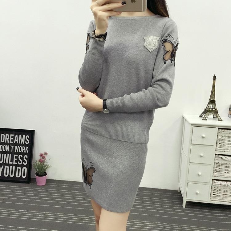 2022 autumn and winter new Han version swarm sweaters buns hip half body dress suit women knit two style foreign dress short skirts