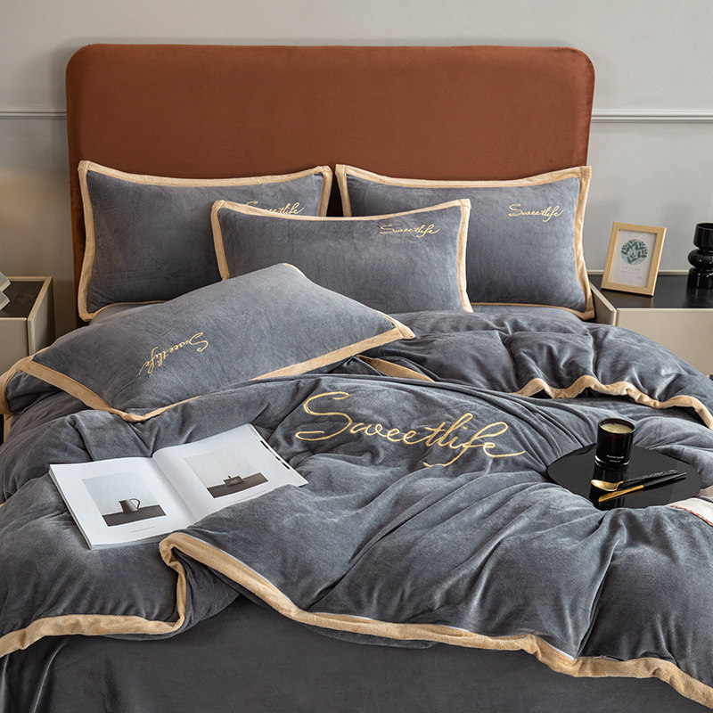 Milk Velvet Four-Piece Bedding Set for Winter, Coral Velvet Double-Sided Flannel Bed Sheet, Duvet Cover, Baby Velvet Three-Piece Bedding Set