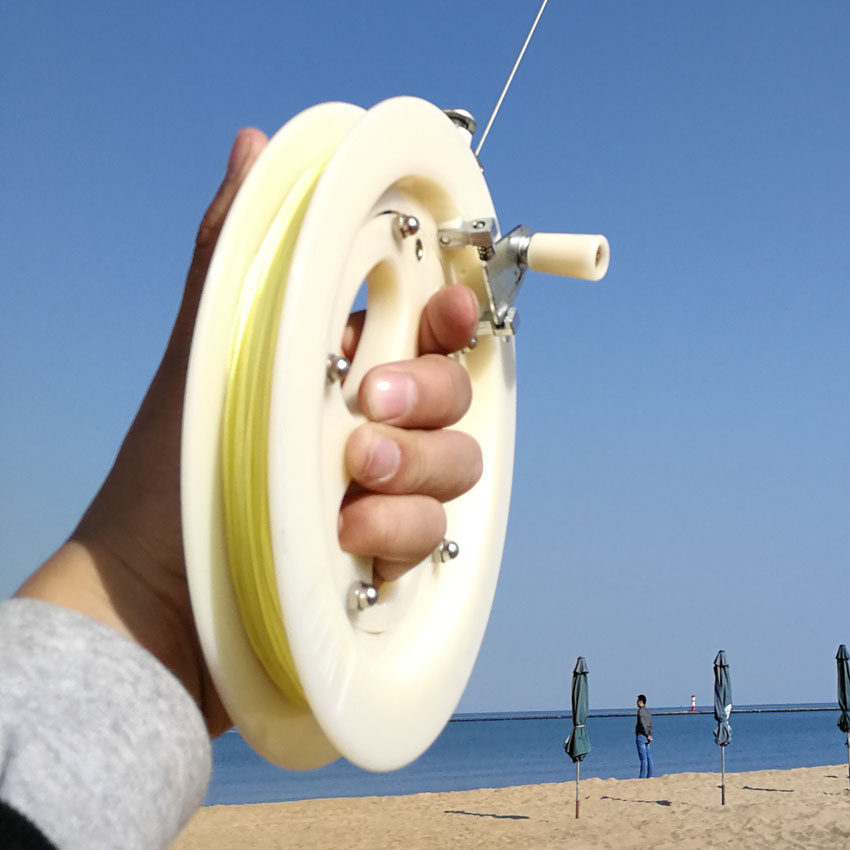 New Weifang kite reel reel reel handhold reel reel flywheel drop-resistant ABS kite reel spool