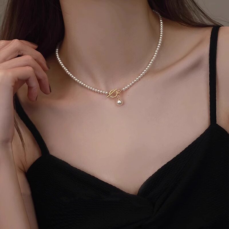 Minimalist OT Buckle Chain Necklace – Slim Short Luxury Choker for Women O1CN01U3unvO1WercgVeBl5 !!2208298212814