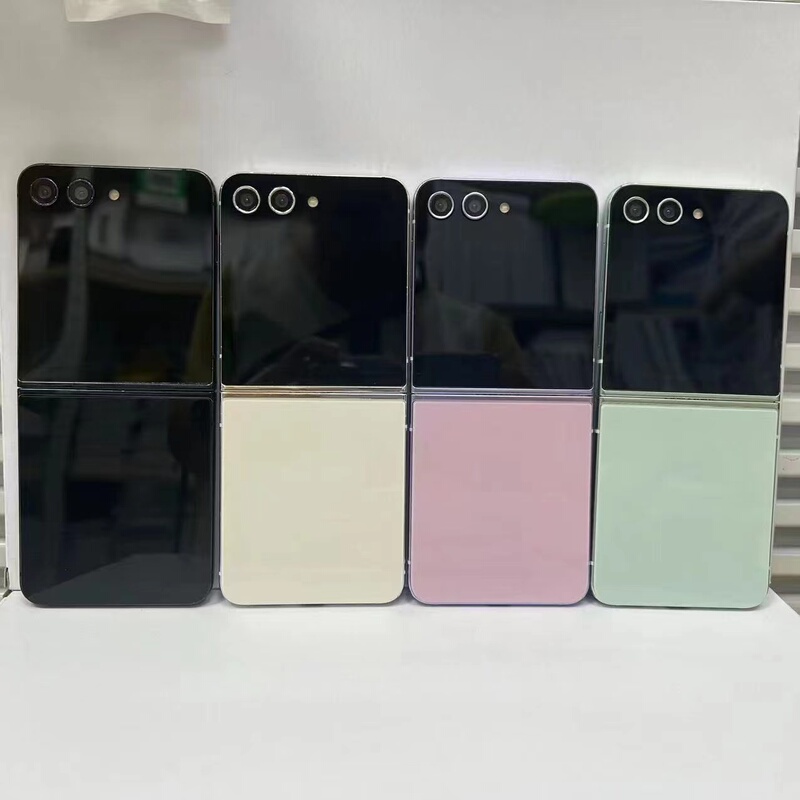 Suitable for Z Flip4 Model Phone, Z Flip 50% off Stacked Phone Model, Counter Display Test Model Suitable for Z Flip4 Model Phone, Z Flip 50% off Stacked Phone Model, Counter Display Test Model