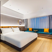 Hotel Furniture Guesthouse Simple Room Design Computer Desk Backpack Sofa Room Queen Bed Customized