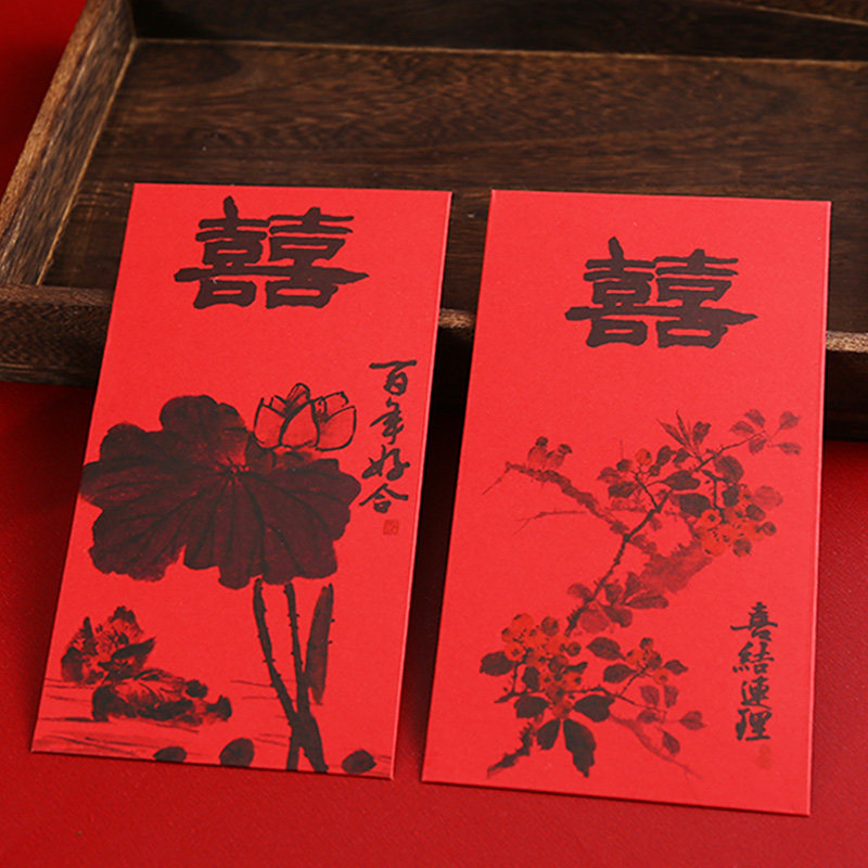 Red envelopes get married with Chinese retro gifts and creative gifts