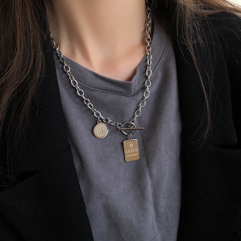 Light luxury niche design sense square brand sweater necklace female sterling silver ins hip hop clavicle chain 2021 new accessories
