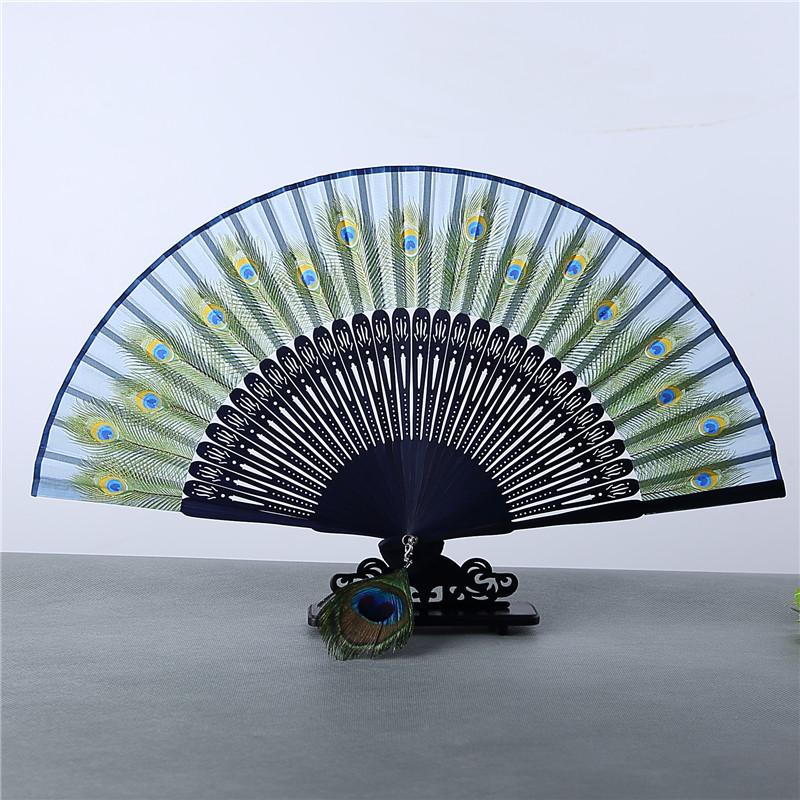 Fan door ancient fan folded fan folded fan peacock feng feng fan folded small fan