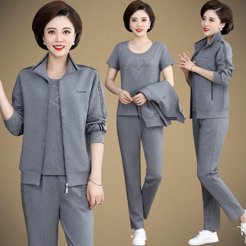 Mom's Sportswear Set, Stylish Spring and Autumn Outfit for Middle-Aged Women, Tops for 40-50 Year Olds, Autumn Jacket for Middle-Aged and Elderly Women, Three-Piece Set