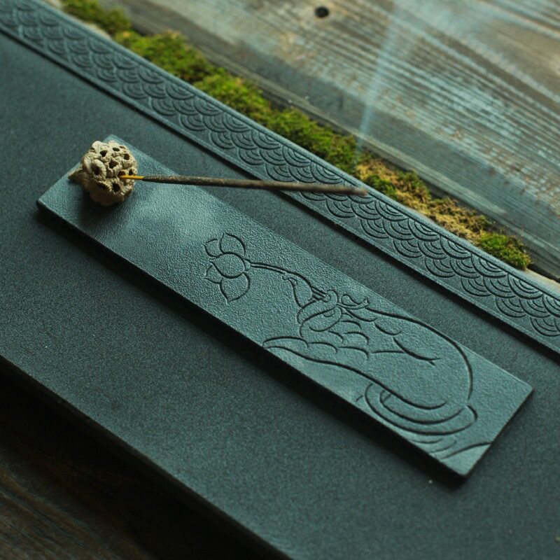 Ceramic line fragrant inserts Creative incense stove Incense stove Wolverine inserts Home Indoor Lotus Buddha's hand Xiang Yunlian patterned fragrant inserts-Taobao