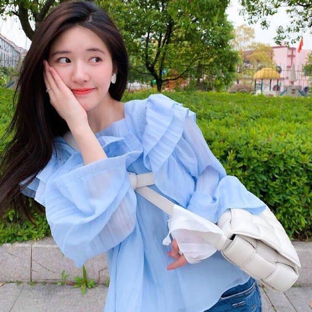 Zhao Ruth Spring new super-fairy sweet and beautiful lotus leaf side shirt 100 hitch-style doll-shirt and Korean version women's blouse snow-spinning shirt
