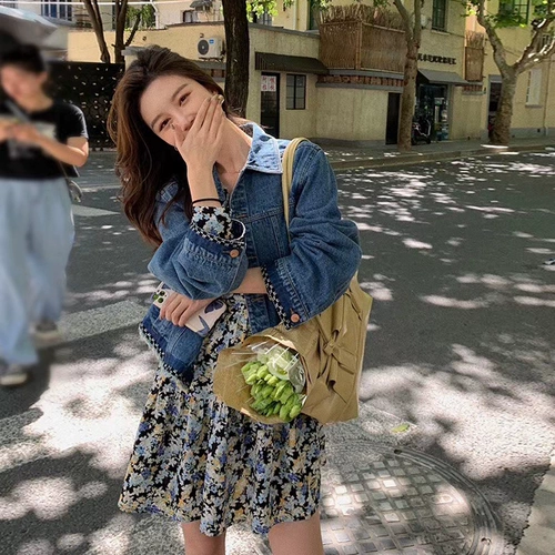 Осеннее ретро шифоновое платье, юбка, коллекция 2022, подходит для подростков, французский ретро стиль, V-образный вырез, в цветочек