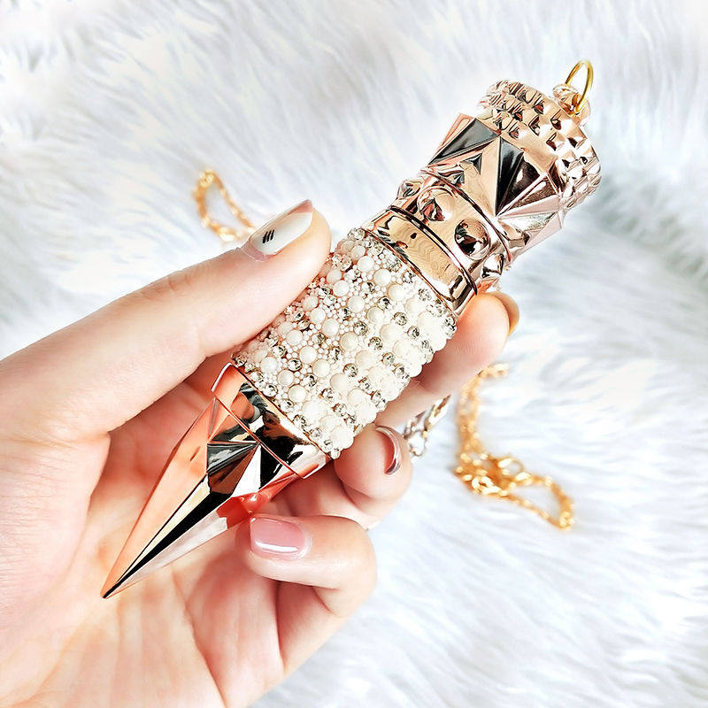 Li Jiaqi Recommended the Queen's Rights Scepter Red radish Ding a three-color discoloration lasting moisturizing without falling out of the cup