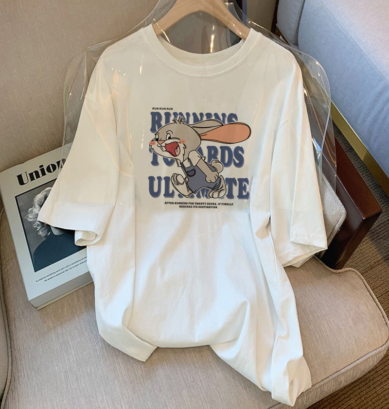 2025年新作の純綿半袖Tシャツ。レディース。韓国のゆったりとしたミドル丈。ファッショナブルで多用途な、夏に似合う年齢を若返らせるトップス。