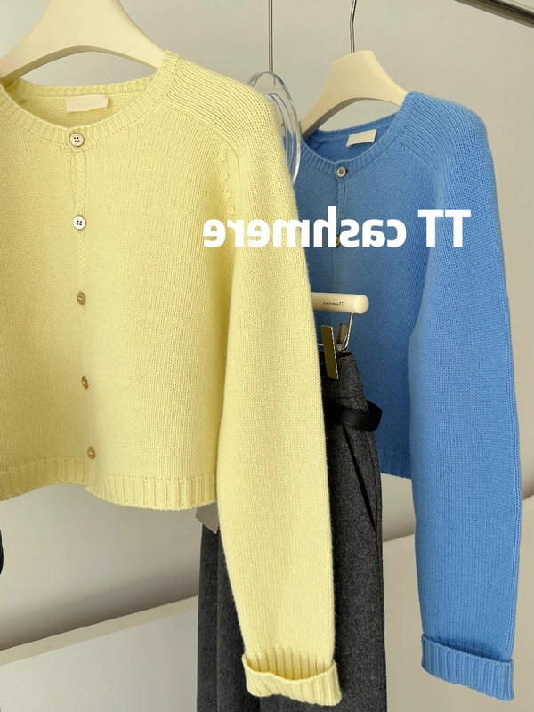 Yellow Short Slim-Fit Knitted Cardigan for Women, Autumn and Winter Outerwear, Fashionable, Loose, Lazy, Chanel-Style Sweater Jacket