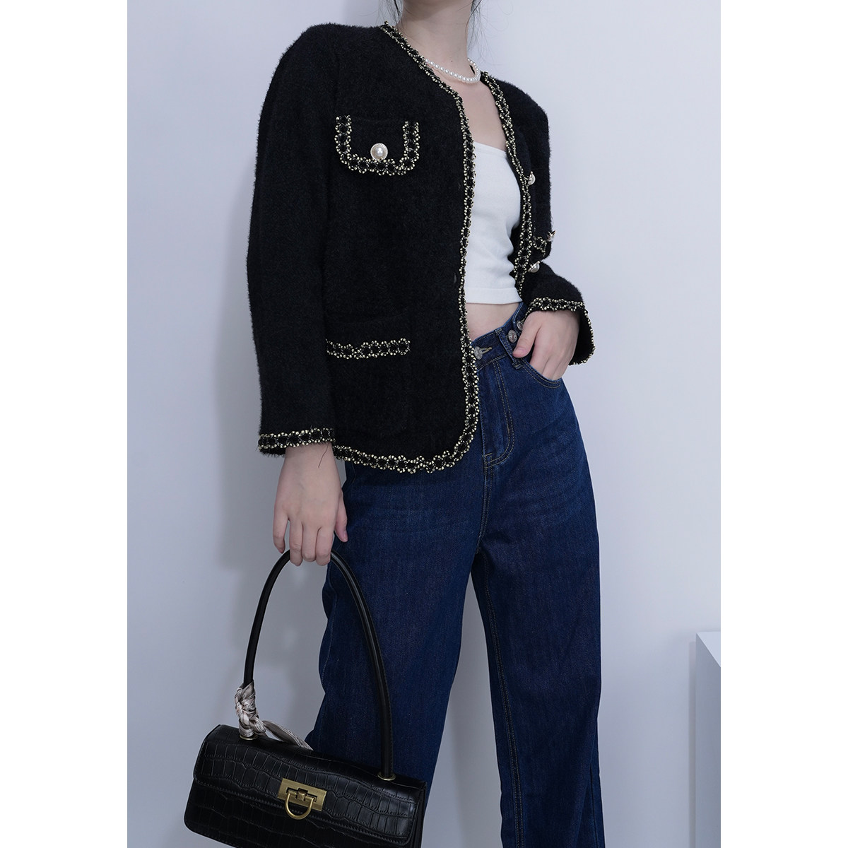 Sister Hu French-style long-sleeved velvet-feel knitted cardigan jacket niche design sense 2022 autumn and winter new style