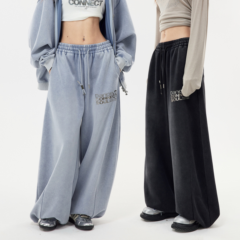 Nova Street Original Vintage Washed Sweatpants in Mist Blue with Spray Paint, Loose Fit, Street Casual, Hip-Hop, Jazz, Women's Nova Street Original Vintage Washed Sweatpants in Mist Blue with Spray Paint, Loose Fit, Street Casual, Hip-Hop, Jazz, Women's