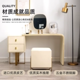 Современный и минималистичный туалетный столик для спальни, популярно в интернете