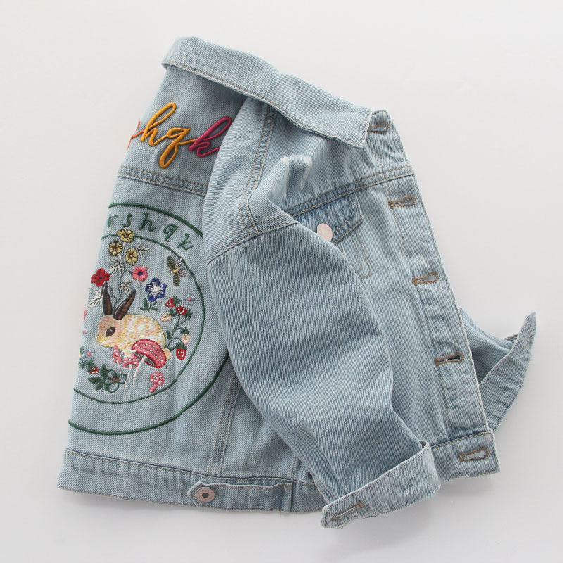 British Dhwa Girls' Denim Jacket 2026 Spring and Autumn New Style Children's Stylish Jacket Loose Top Autumn Fashion Trend British Dhwa Girls' Denim Jacket 2026 Spring and Autumn New Style Children's Stylish Jacket Loose Top Autumn Fashion Trend
