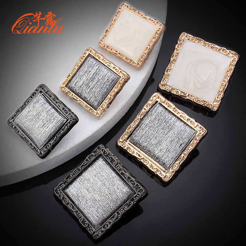 High-grade metal button cashmere coat suit golden square fashion exquisite wild high-end large decorative buttons