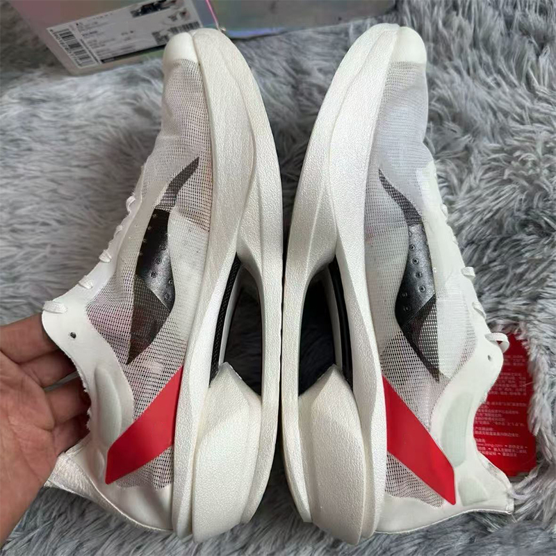 Longque Running Shoes, Ultra-Light Children's Carbon Plate Anti-Twist Technology Running Shoes for Primary and Secondary School Students, Shock-Absorbing, Breathable, Racing Sports Shoes
