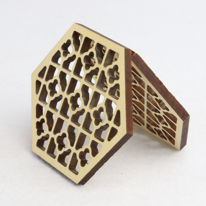 Solid wood erhu flower window Paulownia erhu window flower Erhu hexagonal professional wood sound window flower window Erhu accessories