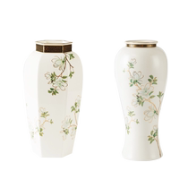 Gaochun Ceramics Chunhe Jingming bone china vase octagonal vase gift box packaging hand-painted gold high-end bone china vase