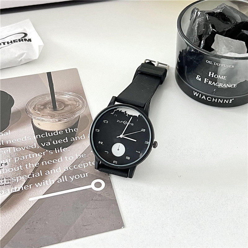 Minimalist Women's Quartz Watch With Silicone Strap For Girls_voghion.com