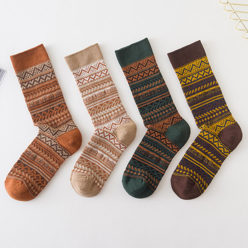 Autumn and winter socks, women's socks, retro ethnic style, double-needle, double-way, ladies' mid-tube socks, cotton socks without thread