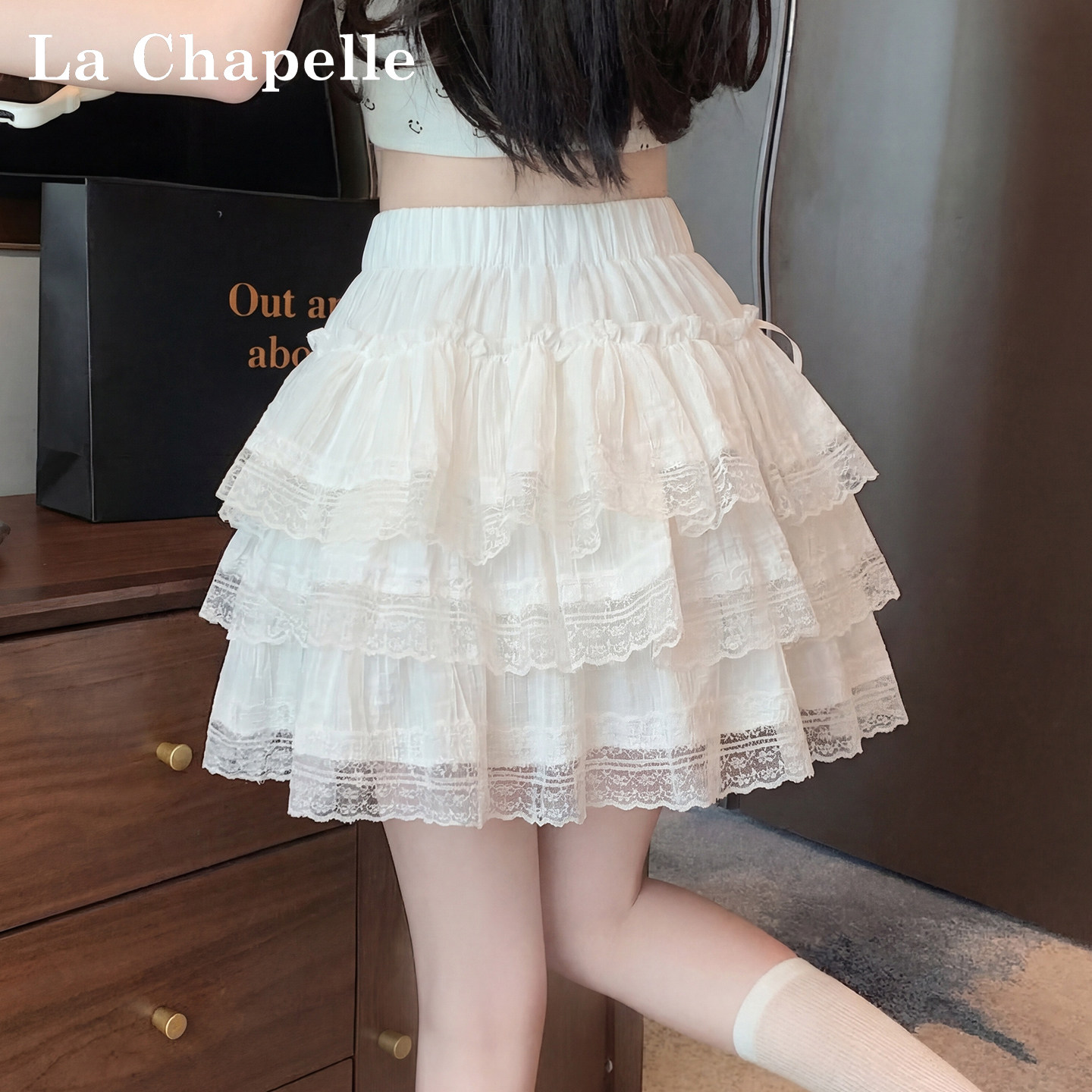 La Chapelle White Puffy Mini Skirt for Women, New Summer Style, Pure and Alluring Ballet Style Lace Trim Cake Skirt