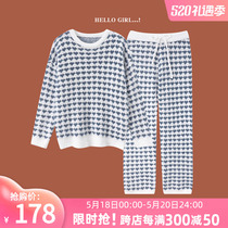 Small loving soft Mianian pyjamas woman autumn and winter thickened with velvety long sleeves Coral Fleece can be worn out of the wool knit Knitted Furniture