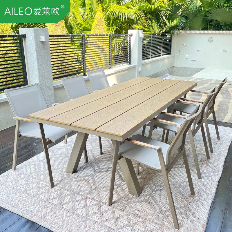 Outdoor table and chair courtyard open-air tables and chairs waterproof yard casual terraceOutdoor Villa anti-corrosion wooden garden furniture