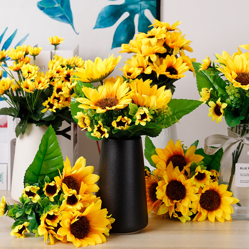 Small fresh sunflower sunflower creative office Restaurant simulation flower flower living room decorated flower desktop
