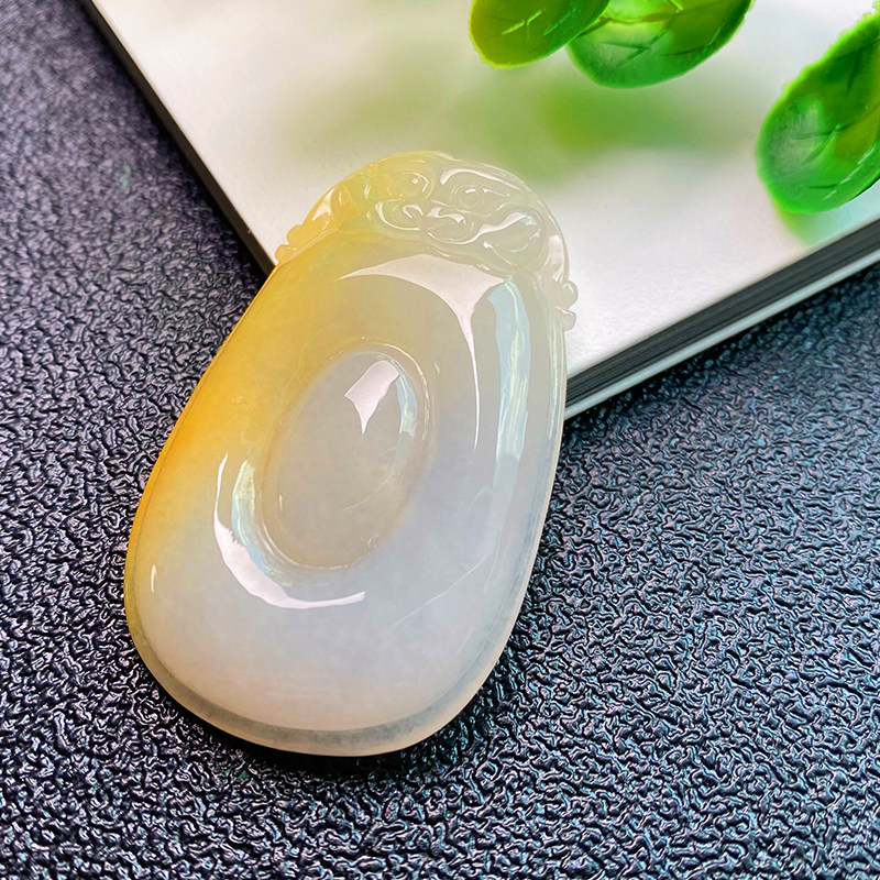 Colorful Yunnan Burma A-cargo natural jadeite belt certificate ice glutinous yellow jadeite color Dafubei jadeite pendant