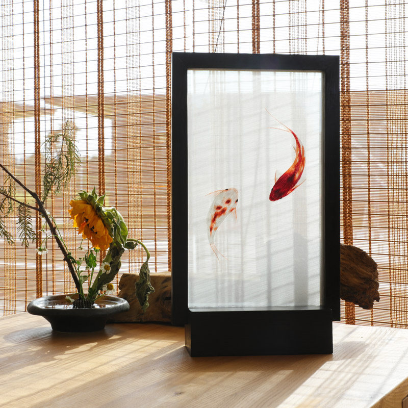 Chinese style Shu embroidery koi gift ornament double-sided hand embroidery handicraft non-Su embroidery high-grade gift souvenir souvenir