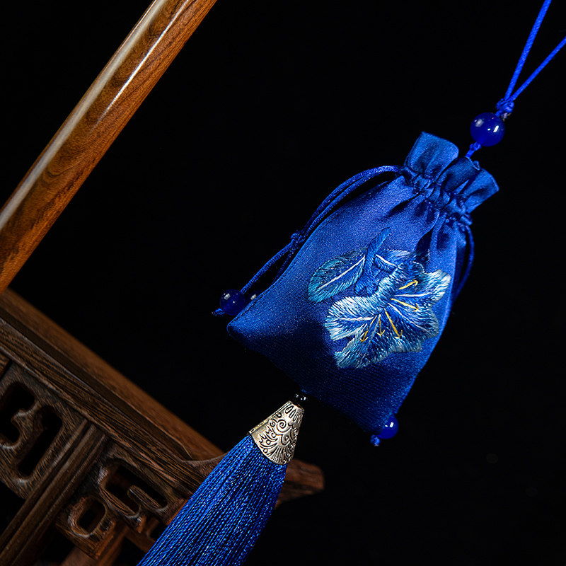 Small Fragrant Sacks with Ancient Wind Traditional Chinese Herbal Medicine Ahay Balsamic handmade Shu Embroidery Embroidered China Wind Pendants Hanfu Qipao Accessories