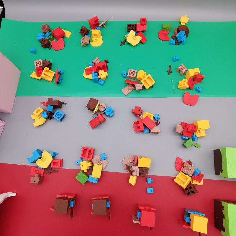 可擦橡皮积木飞机：小手创造大世界