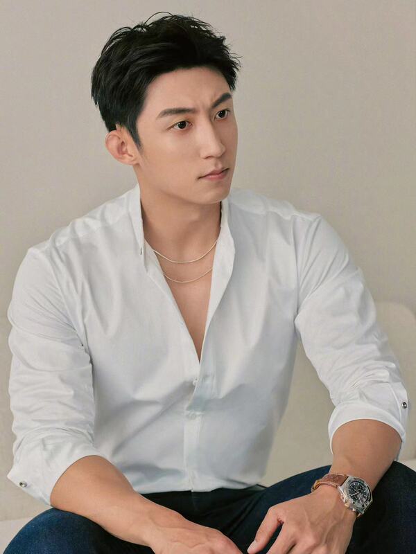 Huang Jingyu's Same Style High-End Design Stand-Up Collar White Shirt for Men, Spring and Autumn Korean Version, Loose Long-Sleeved Shirt, Cool and Trendy