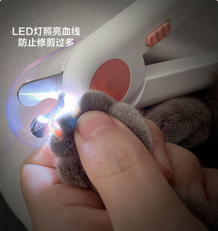 Cats nail cut antiblood nail clamp dog LED lamp nail fingernail set of novice pet beauty products