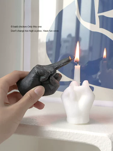 Лысная курица!«Скучный, отправить та аромат среднего пальца» творческий и забавный подарок на работу настольного стола