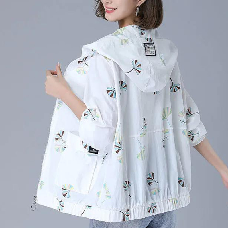 First Line Big Brands Commercial City Brands Break Code-Like foreign trade Summer ice silk light and thin printed large size sunscreen jacket female