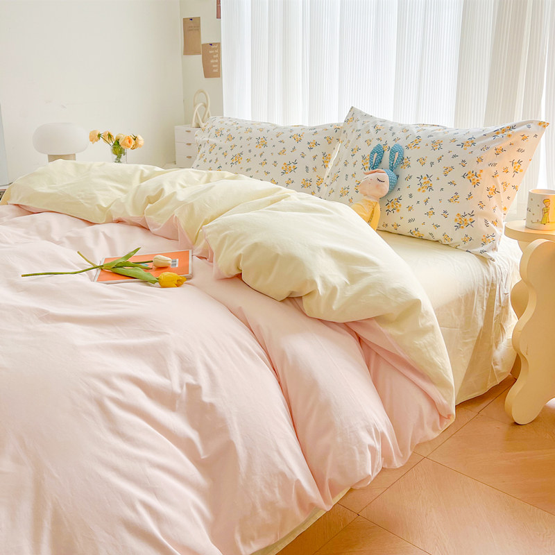 Minimalist washed cotton beds Four sets of sets of sleeves Ins Wind Girl Hearts Nordic Quilt Bed Linen Student Dormitories Three Sets 4 Of 4 Pieces