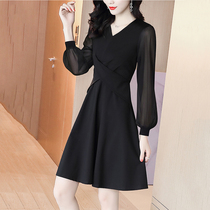 Ji Poetry Philosophy Black Tandem Dress Woman 2021 New Spring Autumn Design Sensation small crowdThe senior sensation of lean temperament