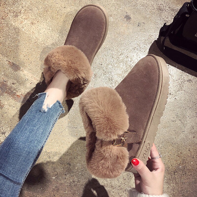 Old Beijing cloth shoes women's winter thickened plus velvet warm cotton shoes one pedal flat mother shoes short mid-tube cotton boots