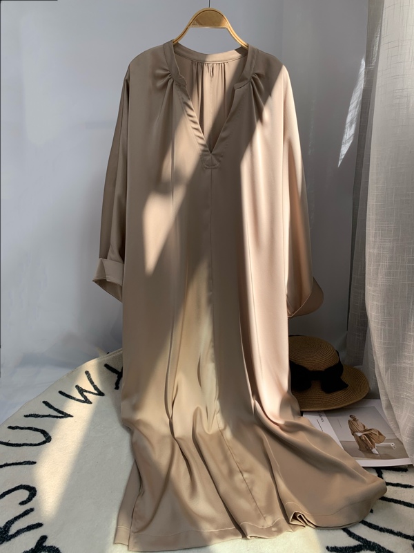 European and American Plus-Size Acetate Satin Drapey V-Neck Design Dress, Artistic Black Robe, Loose and Slimming Long Dress