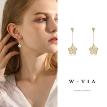 Five petal flower temperament fashion earrings female sterling silver High sense hipster Korean earrings 2021 New Tide earrings