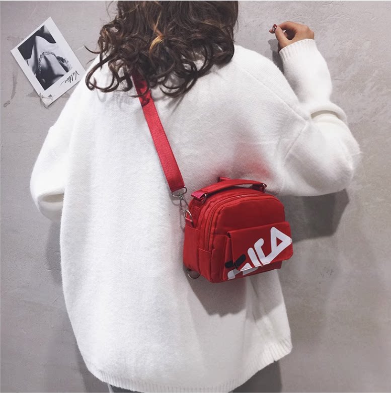 Чтобы поцарапать a流行小包包女夏季2023新款潮时尚爆款超火单肩斜挎包小众设计