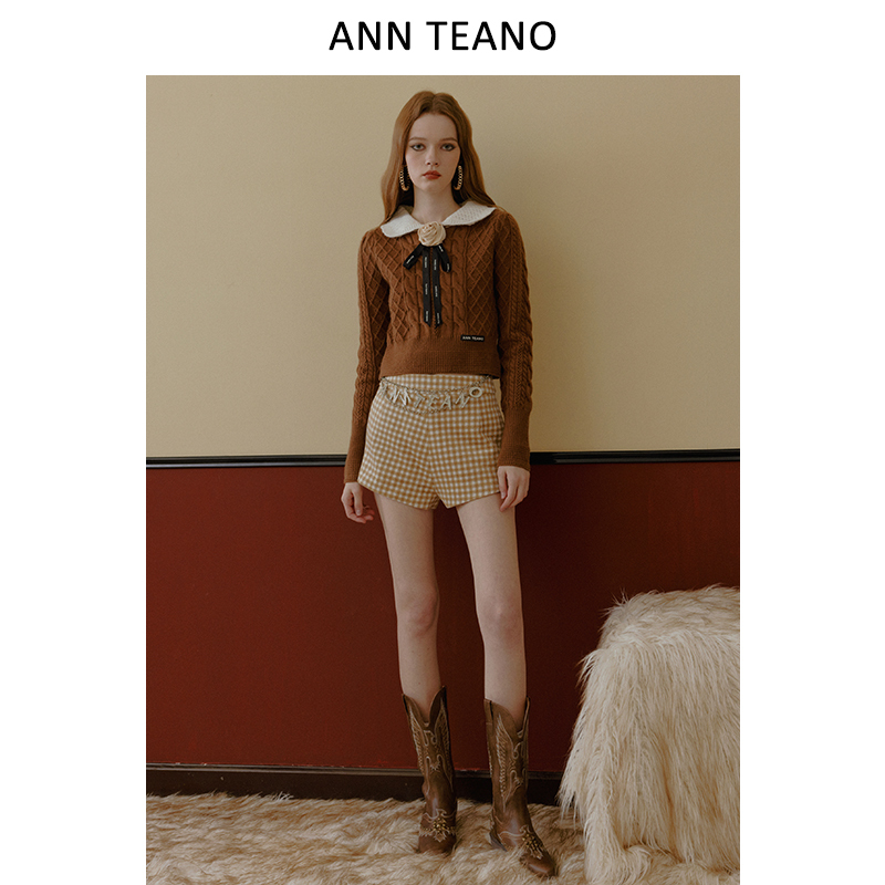 Ann Teano Romantic Knight Series Light Brown Plaid High-Waisted Shorts Ann Teano Romantic Knight Series Light Brown Plaid High-Waisted Shorts