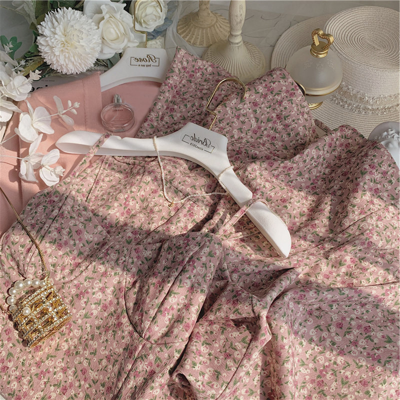 Early Spring New Women's Clothing Pink Harness Broken Flowers Knit Long Sleeve Temperament Fairy Slim Fit in a two-piece style suit