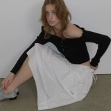 Low Classic Box Юбка 2024 Весна и летняя Новая корейская версия запятой в середине длины юбки