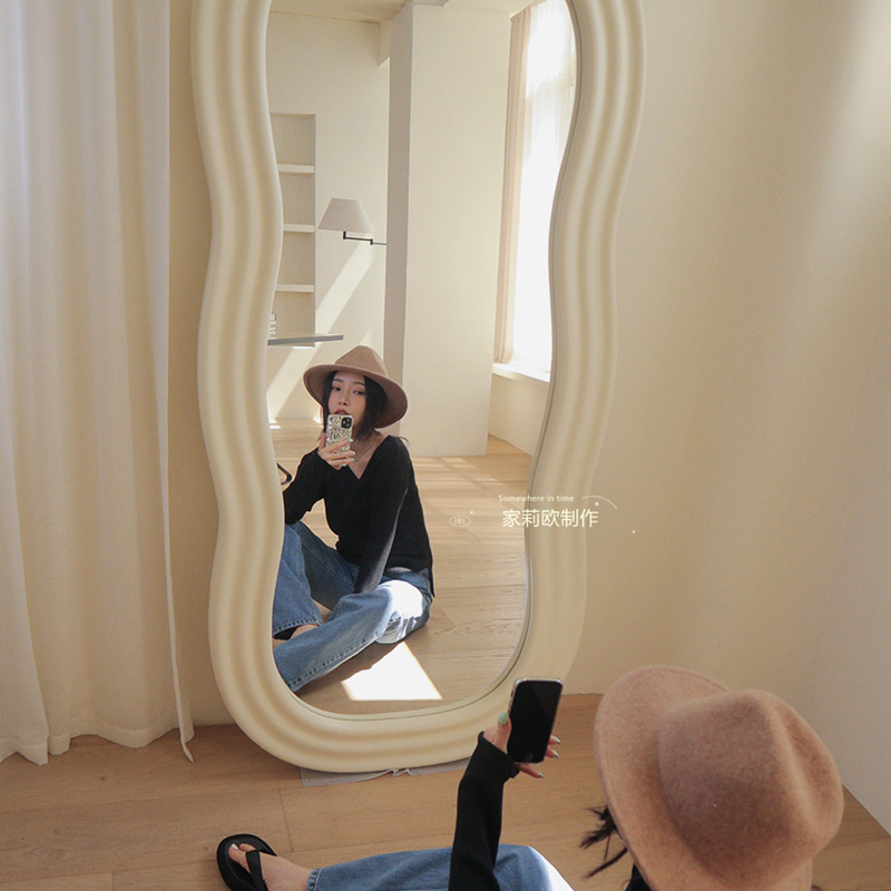 Home Li Liu Net red cream in wind waves worn mirror home with clouds falling wall hanging a test-suit mirror